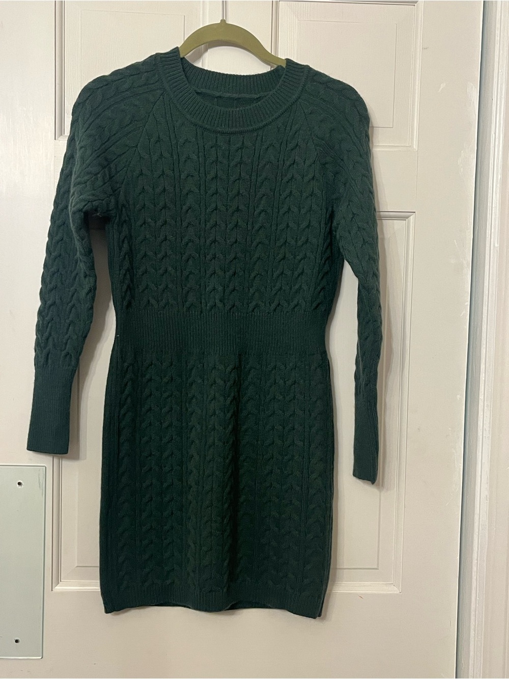 Cable Knit Long Sleeve Sweater Dress in Dark Green